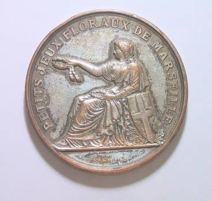 法国1900年前后 女神坐像高浮雕精制大镀银章 42MM