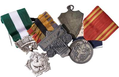 中新泰星2025年秋拍 徽章 纪念章及金银器专场 - 外国纪念章四枚一组