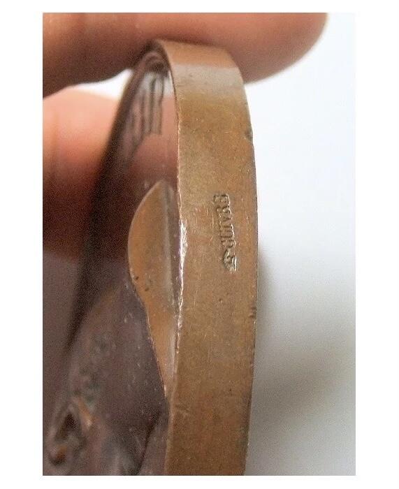 【艺术】法国艺术大章1856年 拿破仑三世+众多和平女神 克里米亚战争签署停战协定 高浮雕精制超大铜章 76MM 196克