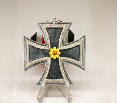 大猫徽章拍卖 第282期 - 珍爱和平 德三二铁27厂