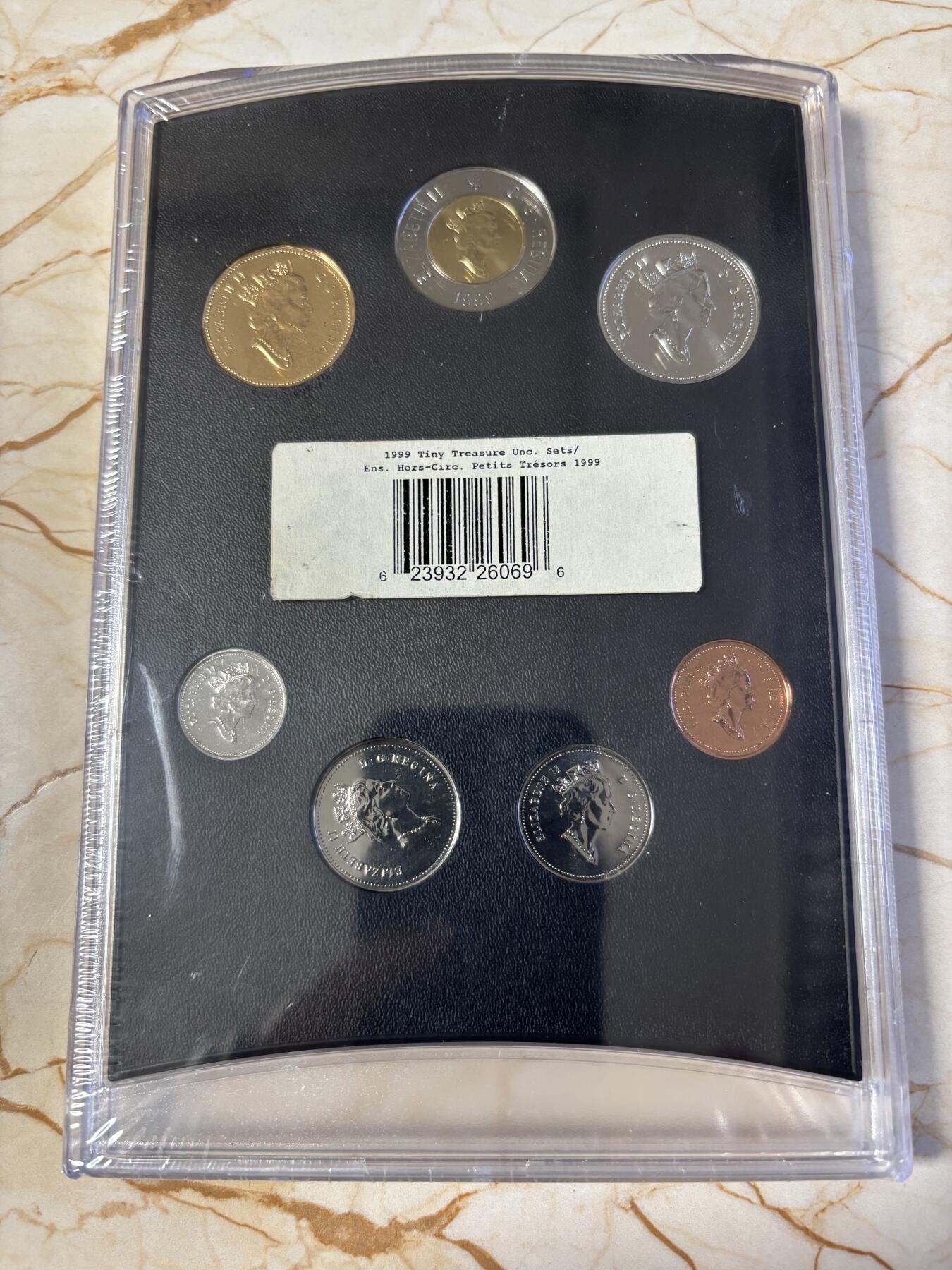 第181期拍卖 加拿大1999年7枚套币封装造币厂原封，没有拆开