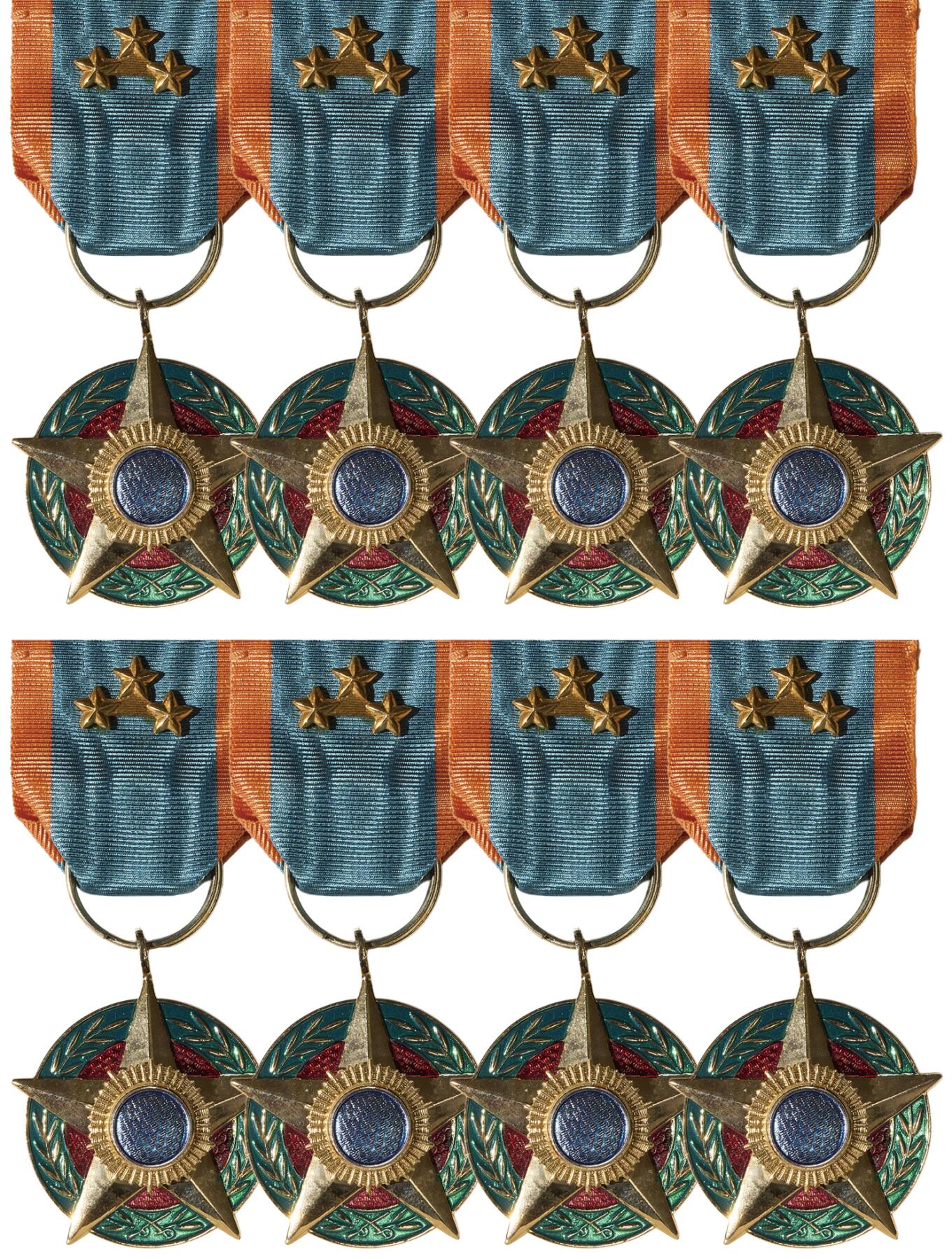 中新泰星2025年秋拍 徽章 纪念章及金银器专场 民国宝星奖章八枚一组