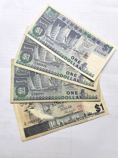 各国外币第99期 品种好部分全新 - 新加坡1元 四张