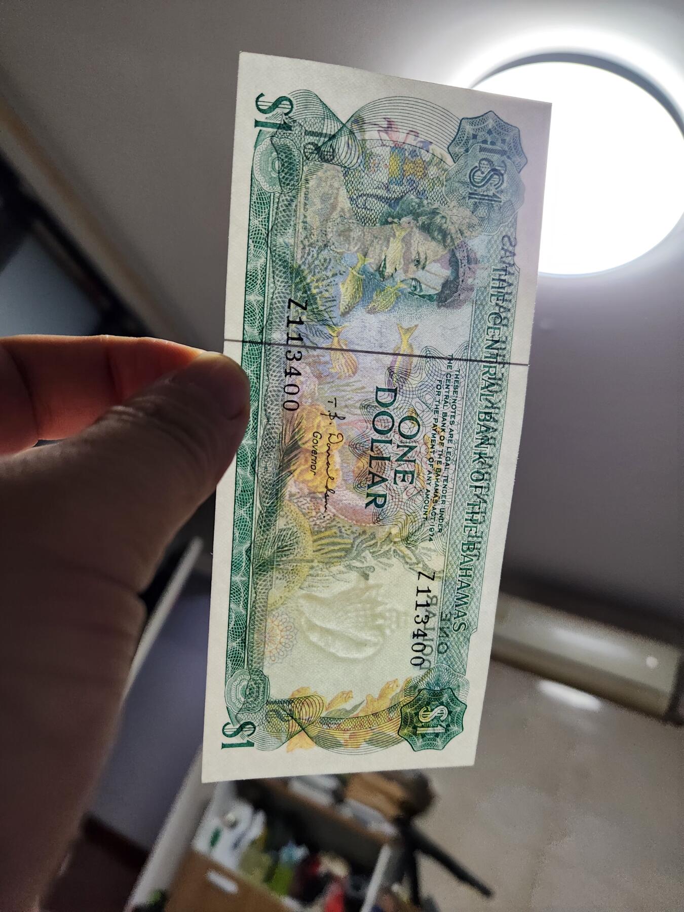 11月14号晚上8点 外国纸币自动截拍第56场 女王极美品原票