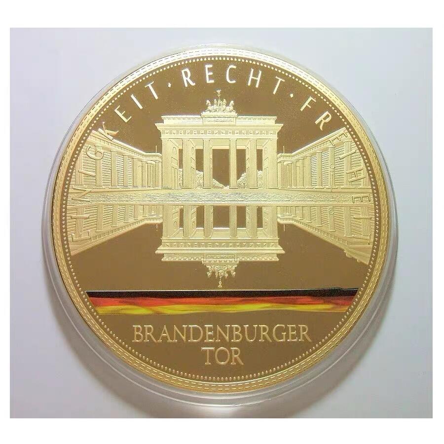【艺术】法国艺术大章 勃兰登堡门+柏林各大地标建筑 高浮雕精制彩色巨型大镀金章 带证书 100MM 376克
