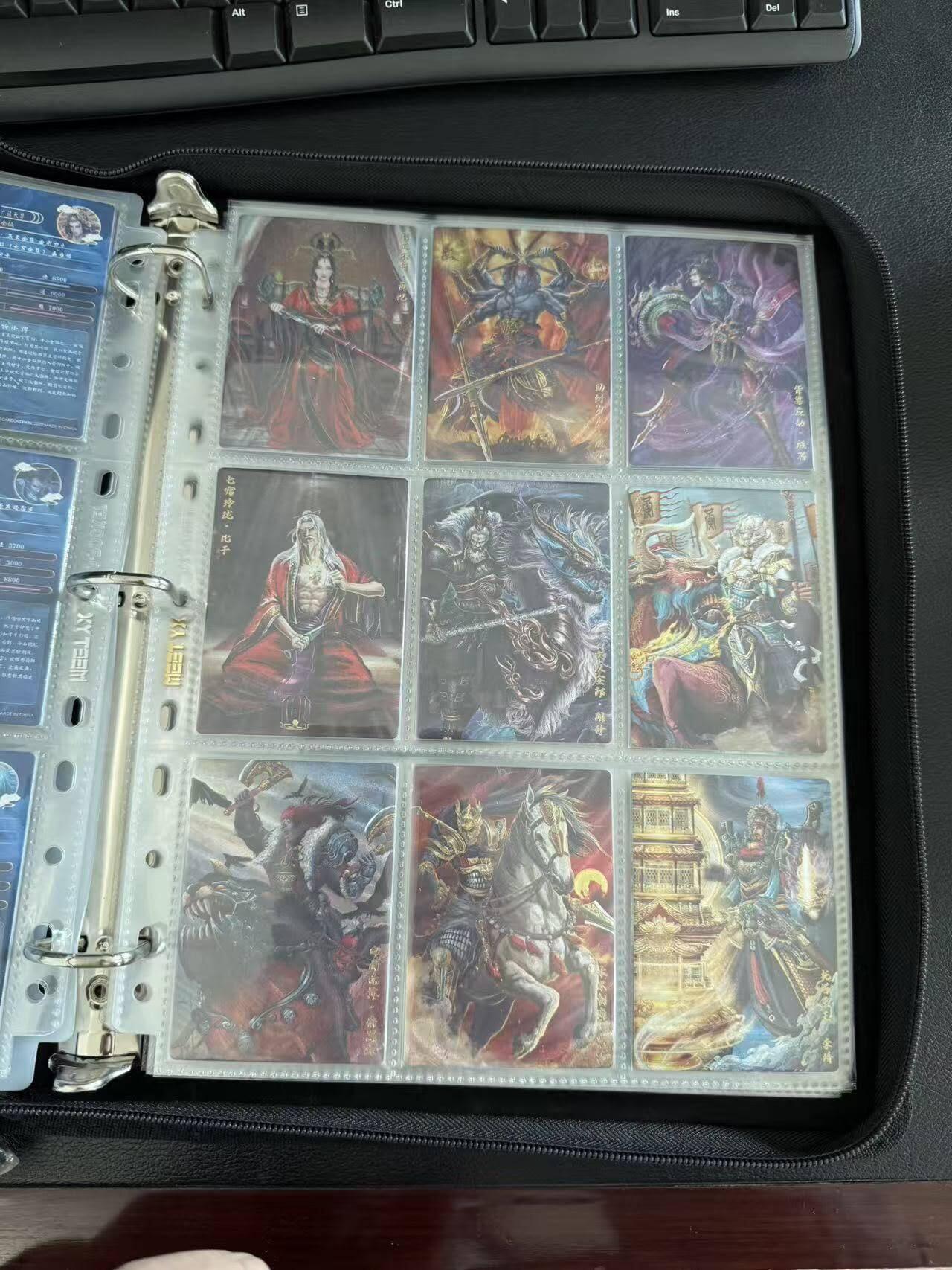 龙虎卡牌第六三场 （无佣金，周六结拍，欢迎送拍） 粗闪套卡+官方主题卡册 封神天下第一弹53张全（卡已套膜入册 整体完整保护完好 含四大天王）