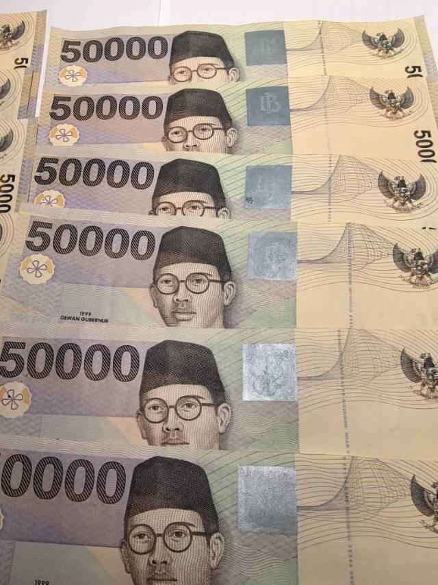99版印尼50000卢比（盾）20张一起走