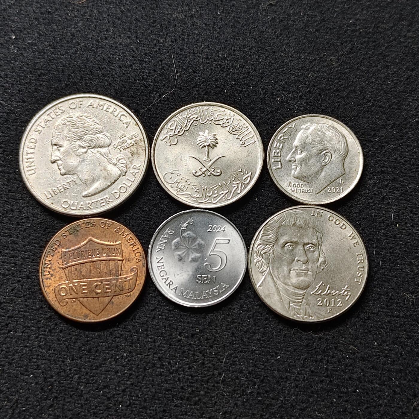 【全场包邮】纯粹捡漏拍476场（免费代拍第13场）调整中 世界各国各年份散币6枚一组-美国+沙特+马来西亚