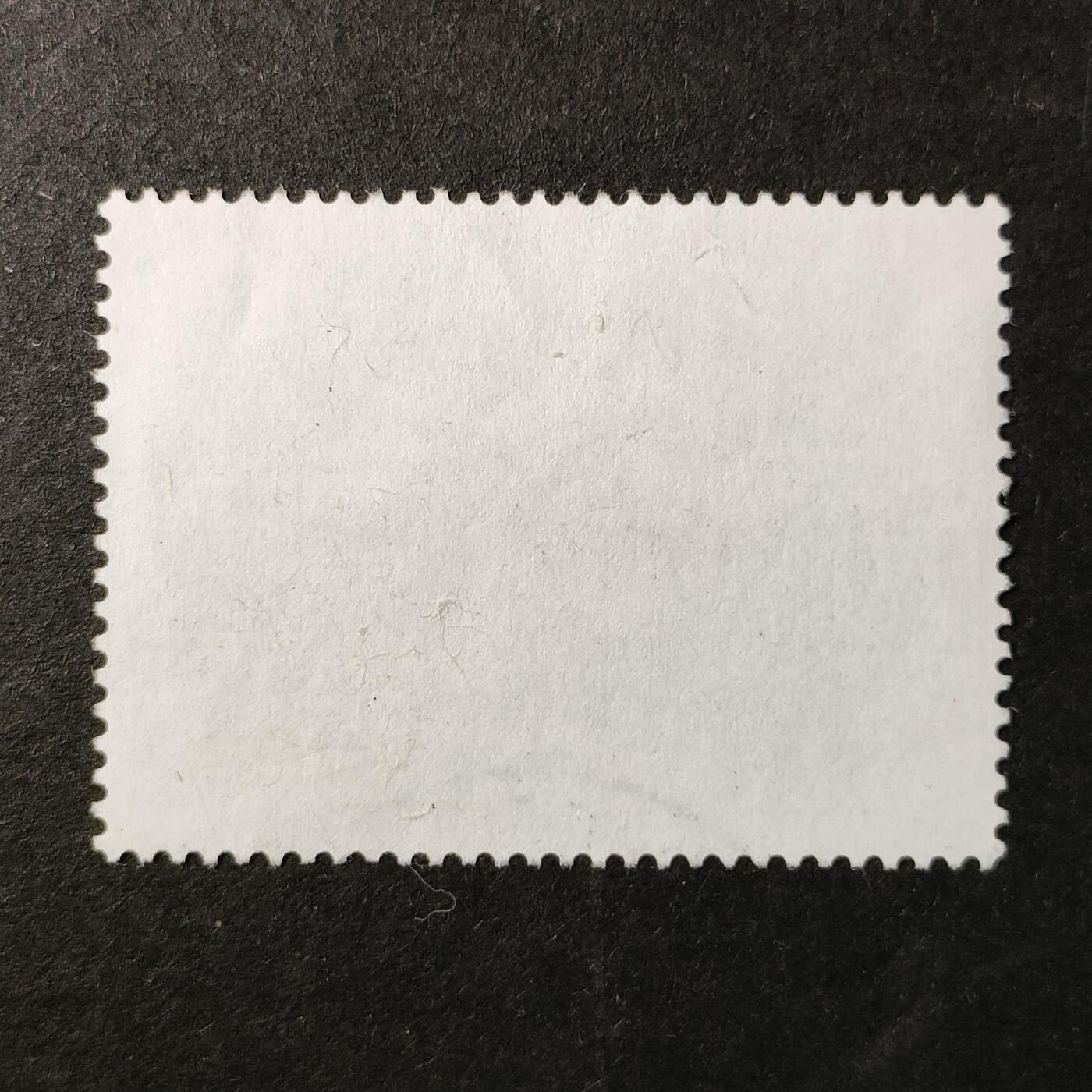 嘉禾收藏    【第377期】            无佣金、可寄存、满30元包邮 意大利邮票，1980年丰泰阿韦拉纳修道院建院1000周年建筑邮票雕刻版1全