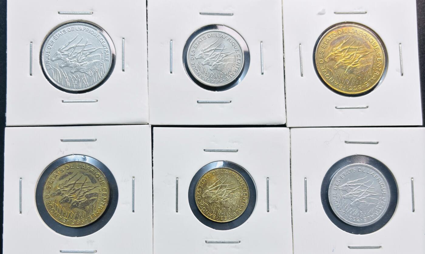 文馨钱币收藏第 281 场，【 长期接收代拍品】银元，银币，套币，纸币专场（本场截拍后休息三天，19 号发货） 原光中非 6 枚套币 1-100 法郎