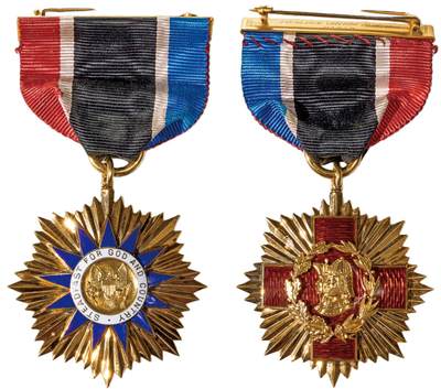 中新泰星2025年秋拍 徽章 纪念章及金银器专场 - 19世纪美国金质奖章勋章一枚