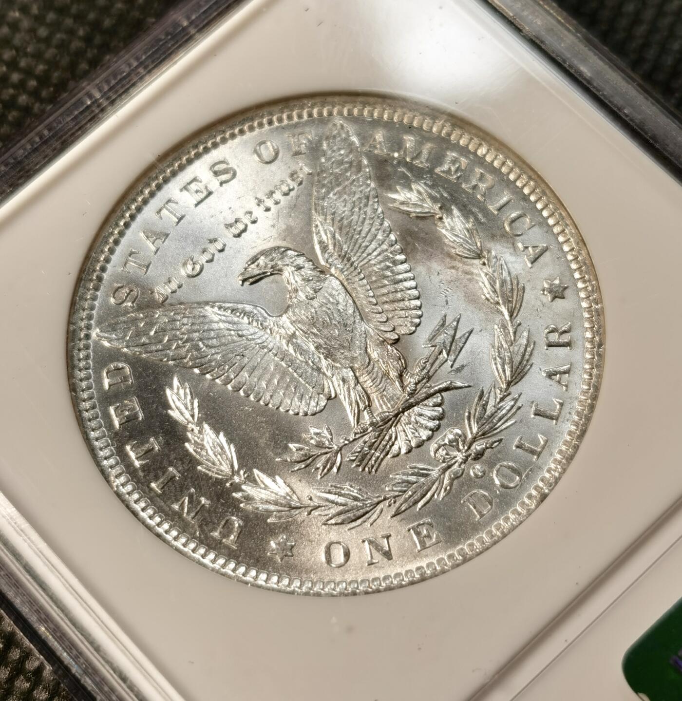 甄臻铺-世界币章拍卖（第39期）送拍享返佣金等优惠多多 NGC-MS64 1884年O版美国摩根，小白盒，手感不错，币面干净