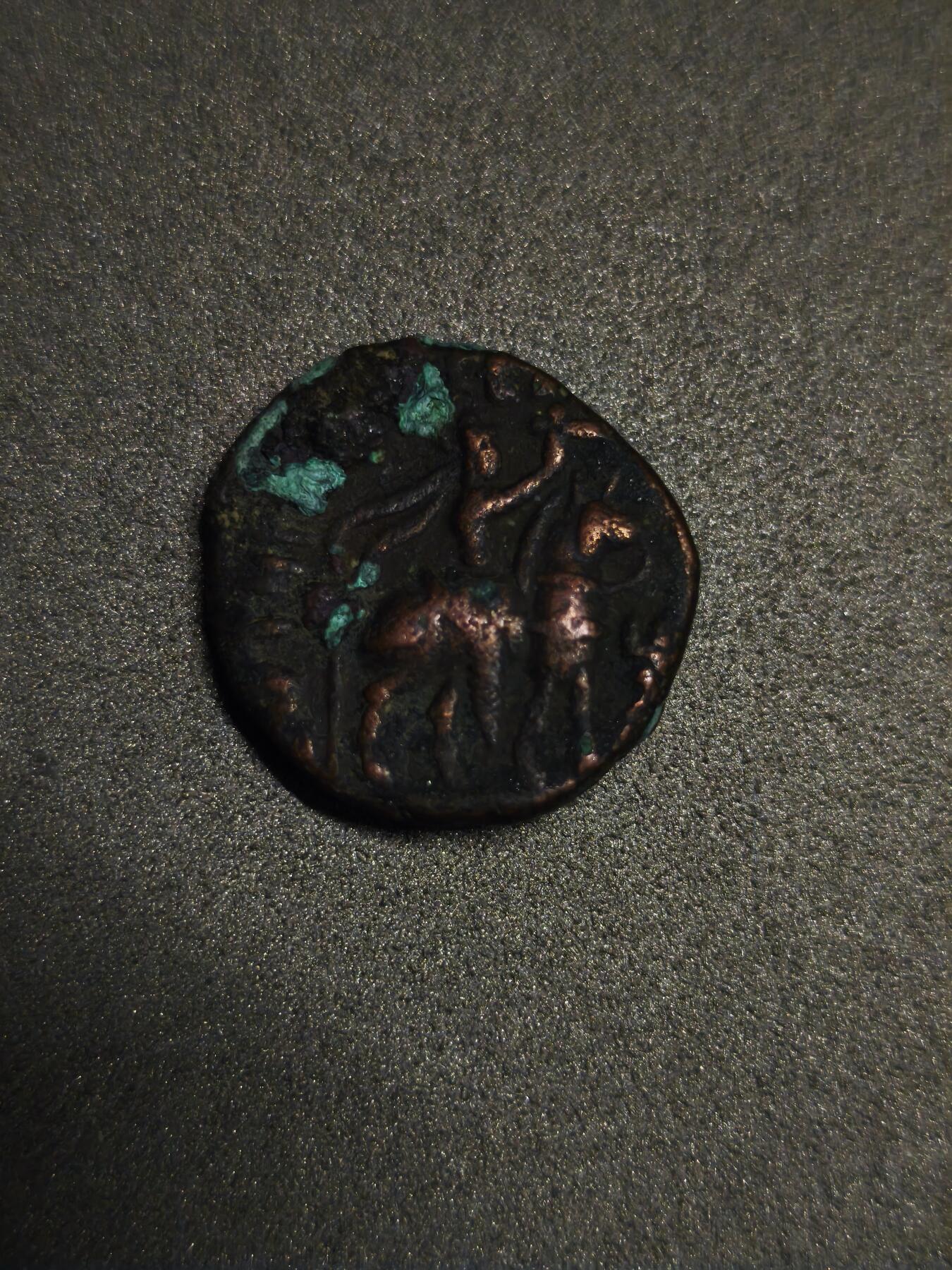 贵霜无名王 贵霜铜币