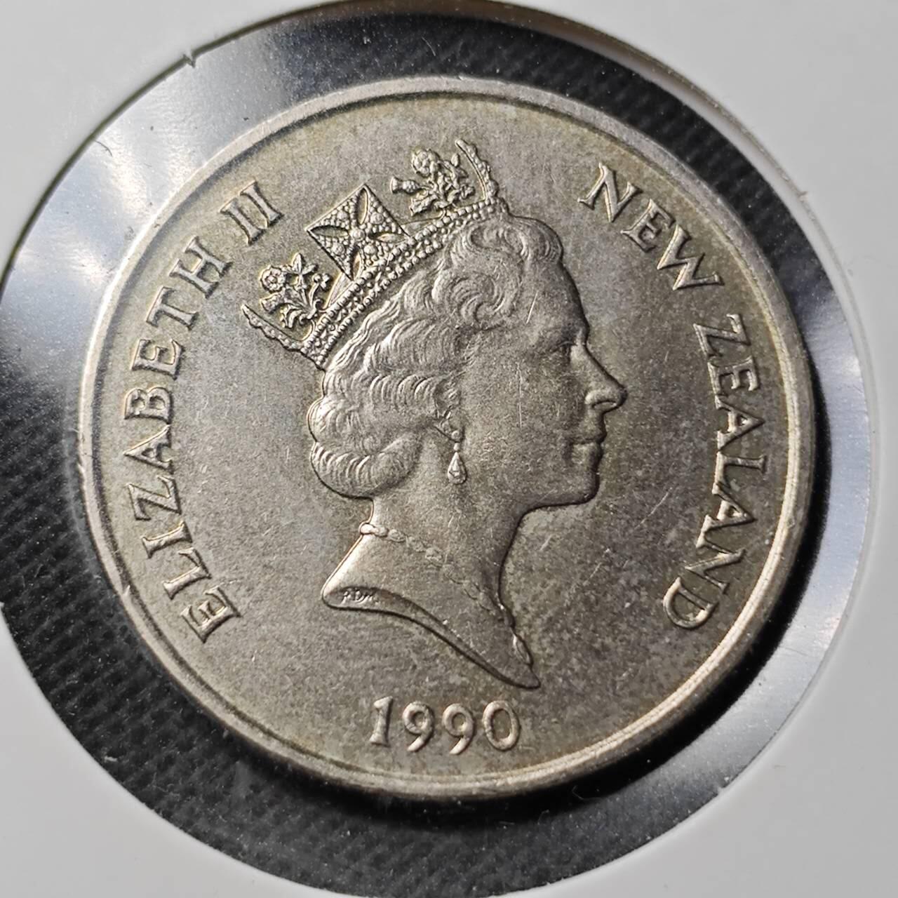 KK钱币收藏小铺  第369场  2月预留时间 周末发货  1990澳大利亚20分 大版