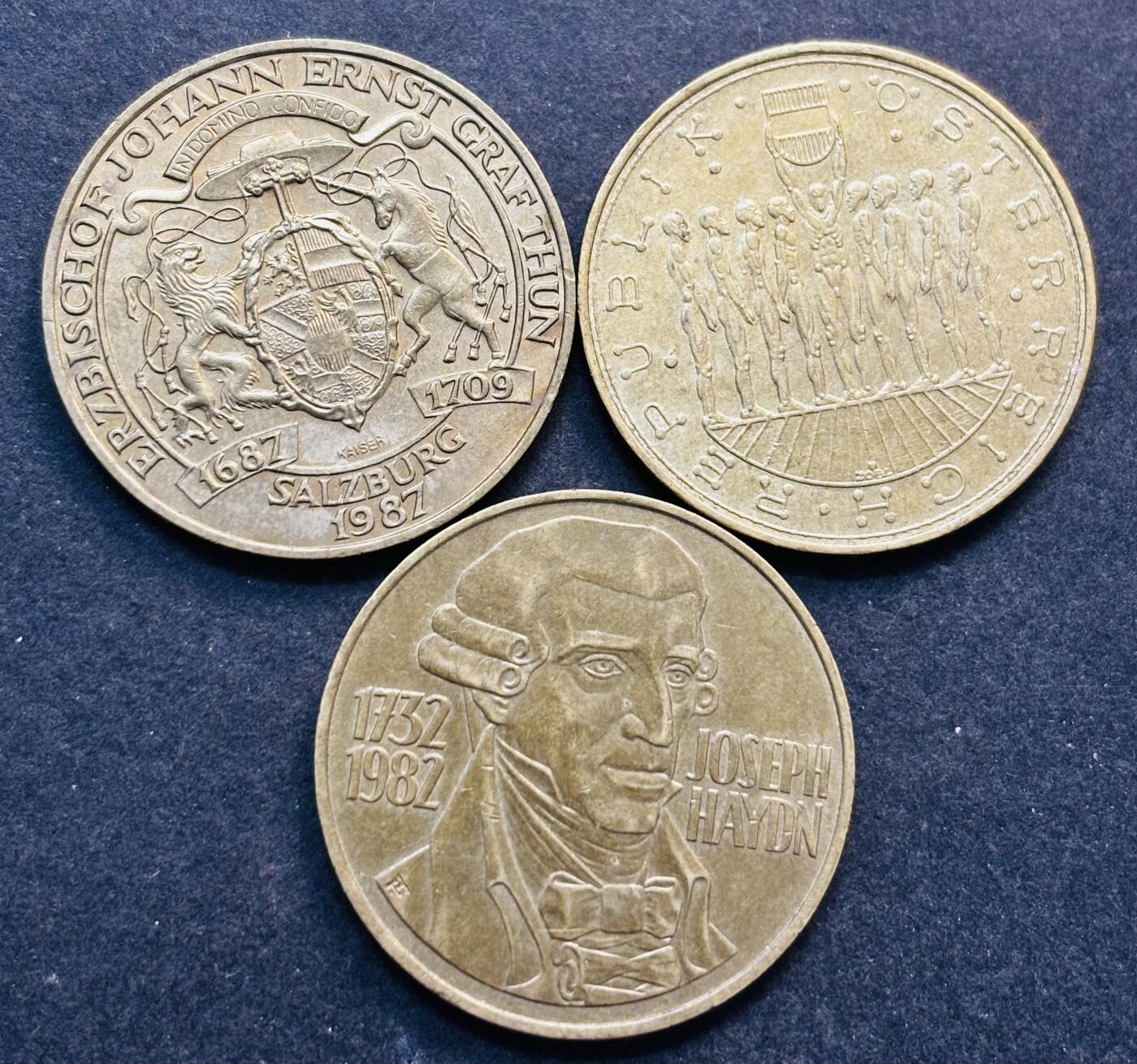 文馨钱币收藏第 281 场，【 长期接收代拍品】银元，银币，套币，纸币专场（本场截拍后休息三天，19 号发货） 少见原铜光奥地利 1980-1982-1987 年 20 先令纪念币 3 枚