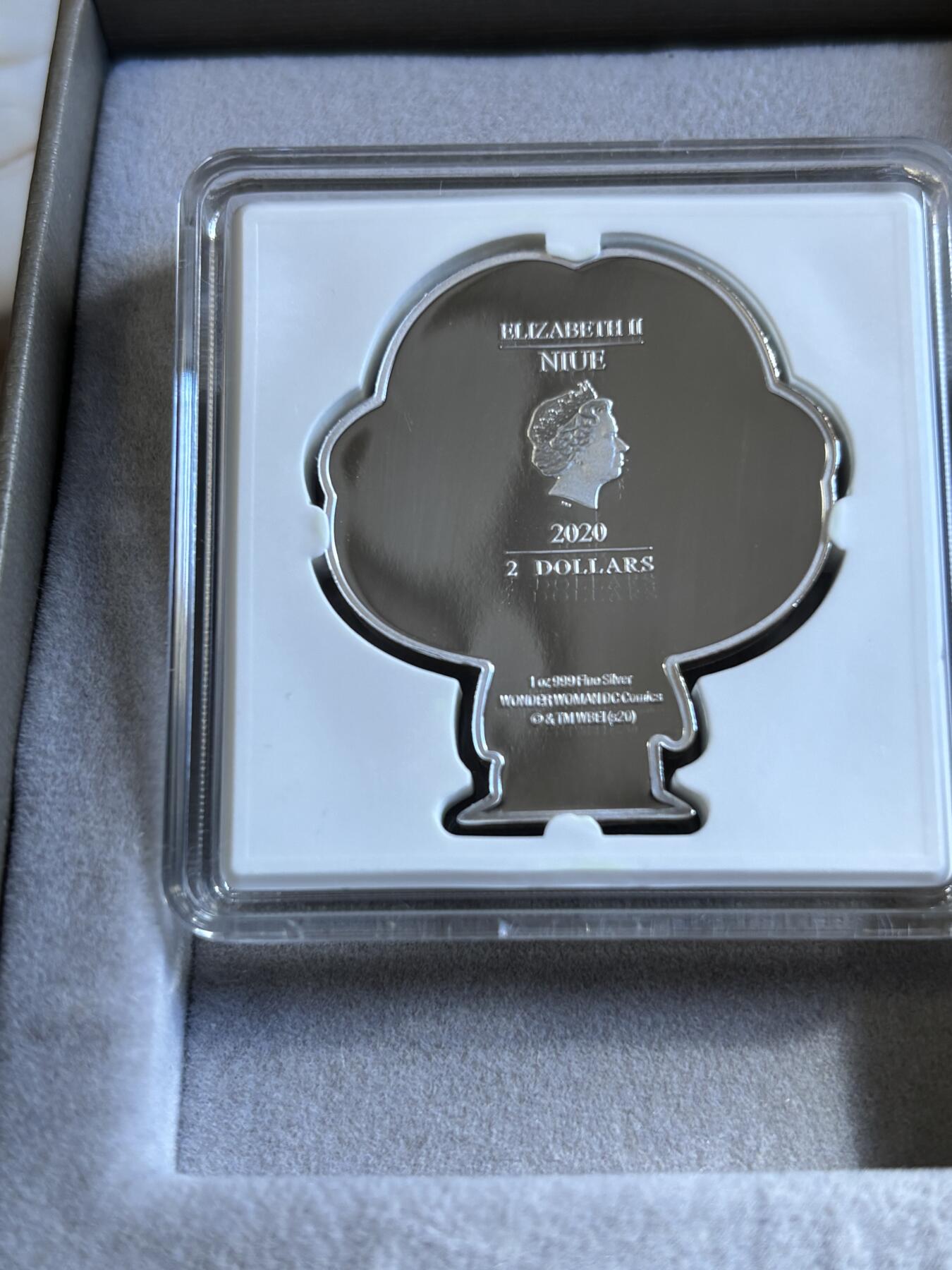 第181期拍卖 纽埃2020年Chibi漫威卡通形神奇女侠1盎司彩银币，999银，2000枚