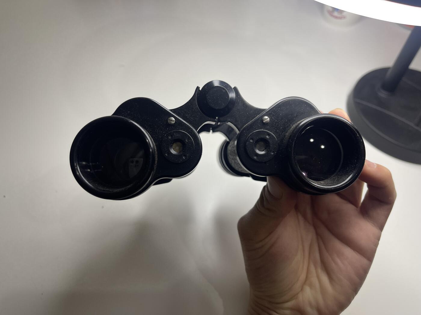 新时代收藏徽章红藏拍卖(第二十八场)  徽章纸品证书杂项 62式望远镜8x30 带一个6x30的盒子 光学效果良好 通透