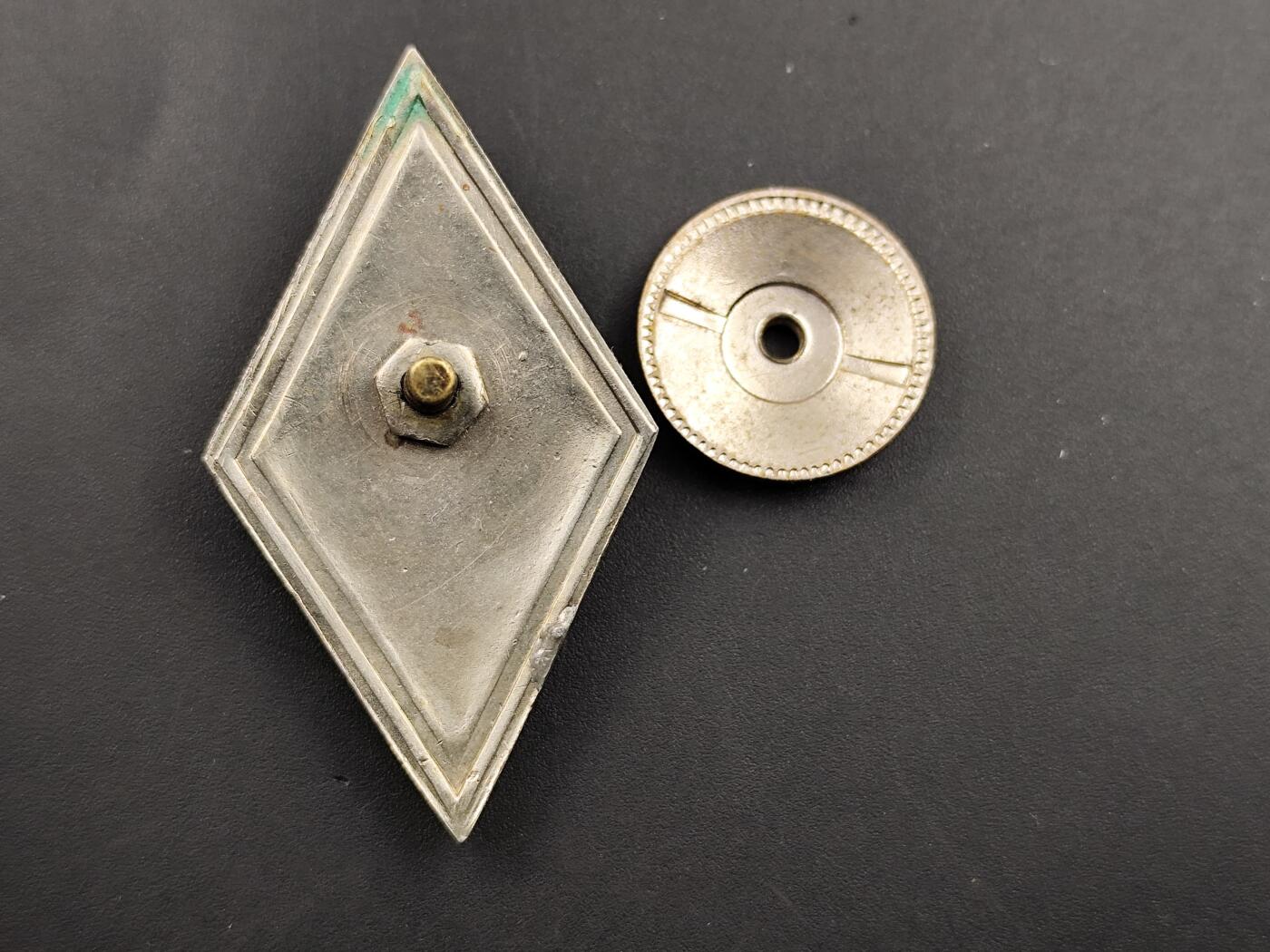 11月10日奖章钱币专场 苏联海军高能工程学院校徽铜制珐琅