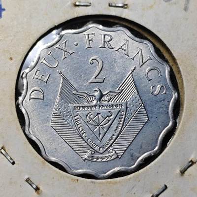 KK钱币收藏小铺  第369场  2月预留时间 周末发货 -  卢旺达2法郎 好品