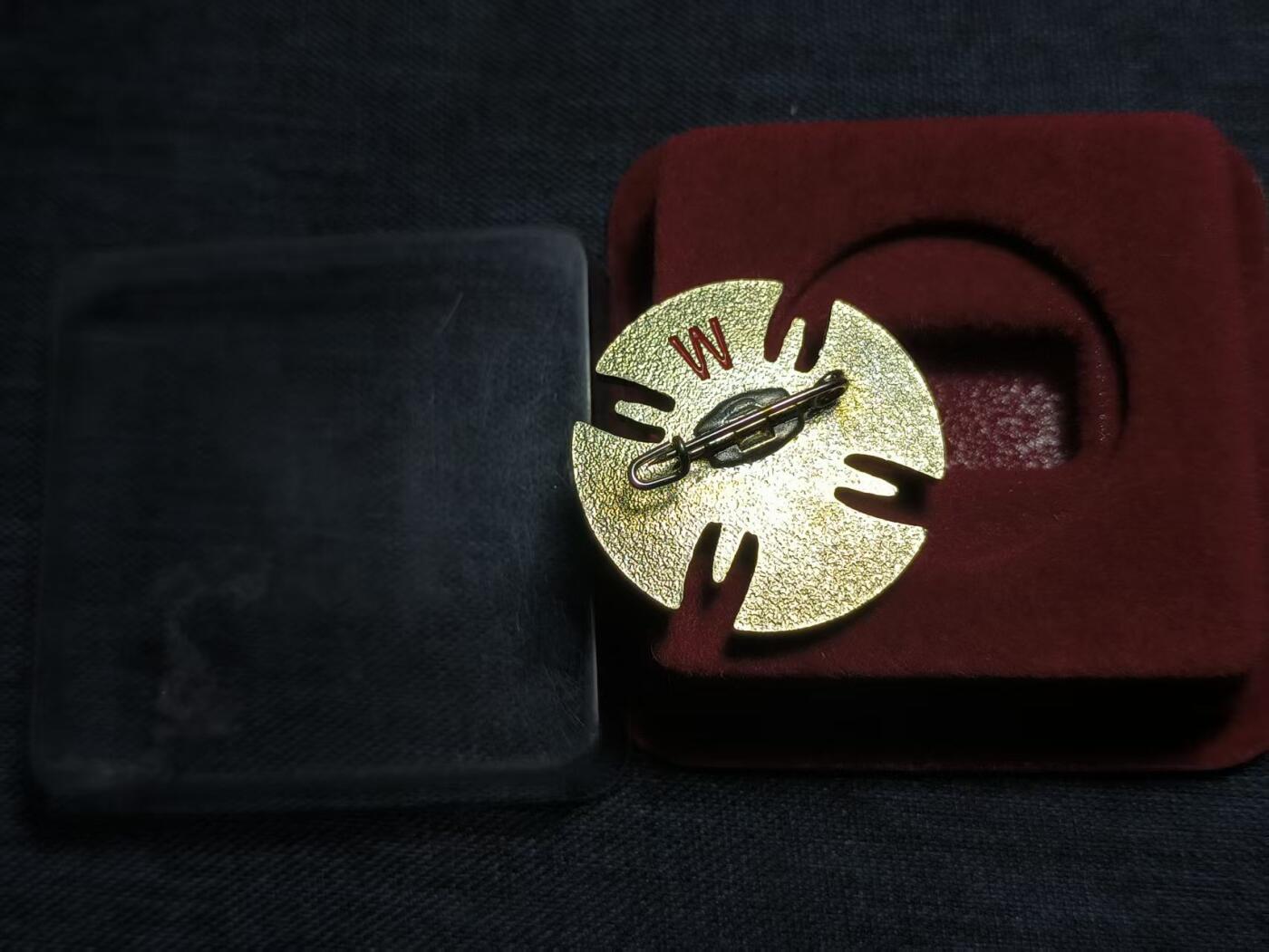 罗岚⭐爱藏⭐精品专拍第七场-分享拍场赚佣（周六有群拍，详细看简介） 俄乌瓦格纳雇佣兵二次战伤奖章(受伤两次稀少)