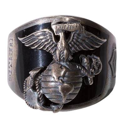 中新泰星2025年秋拍 徽章 纪念章及金银器专场 - 民国美国海军陆战队军官银质纪念戒指