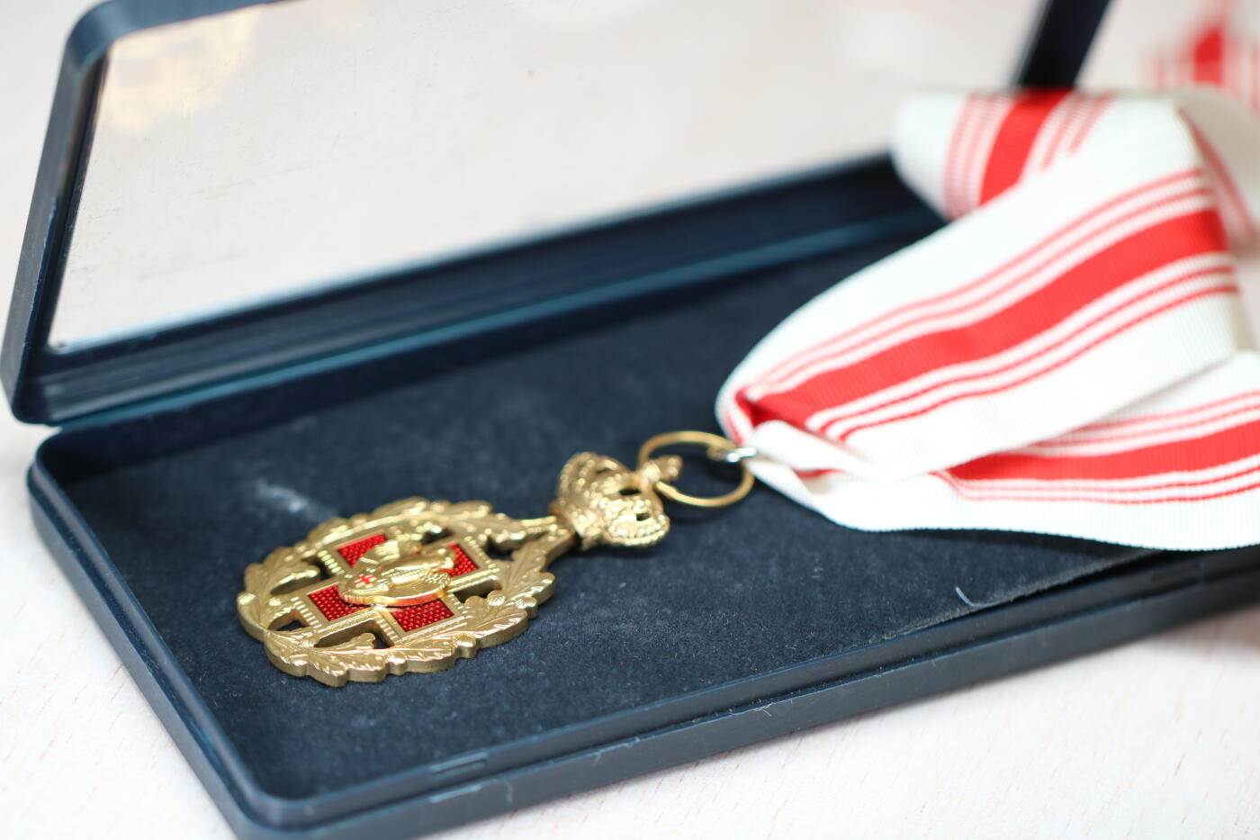 大猫徽章拍卖 第282期 比利时金级指挥官级献血功勋勋章