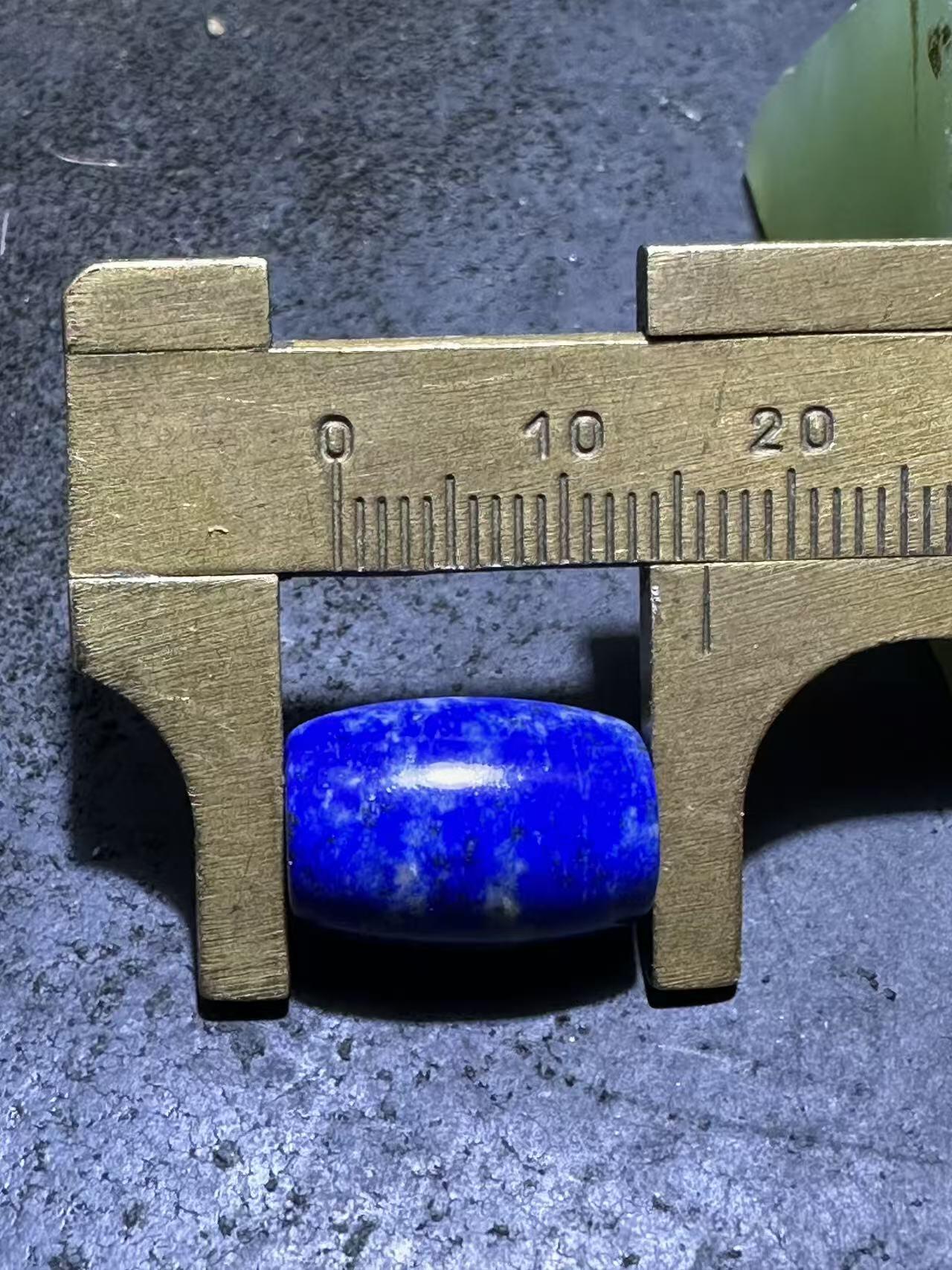 精美阿富汗老矿青金石桶珠一颗，，