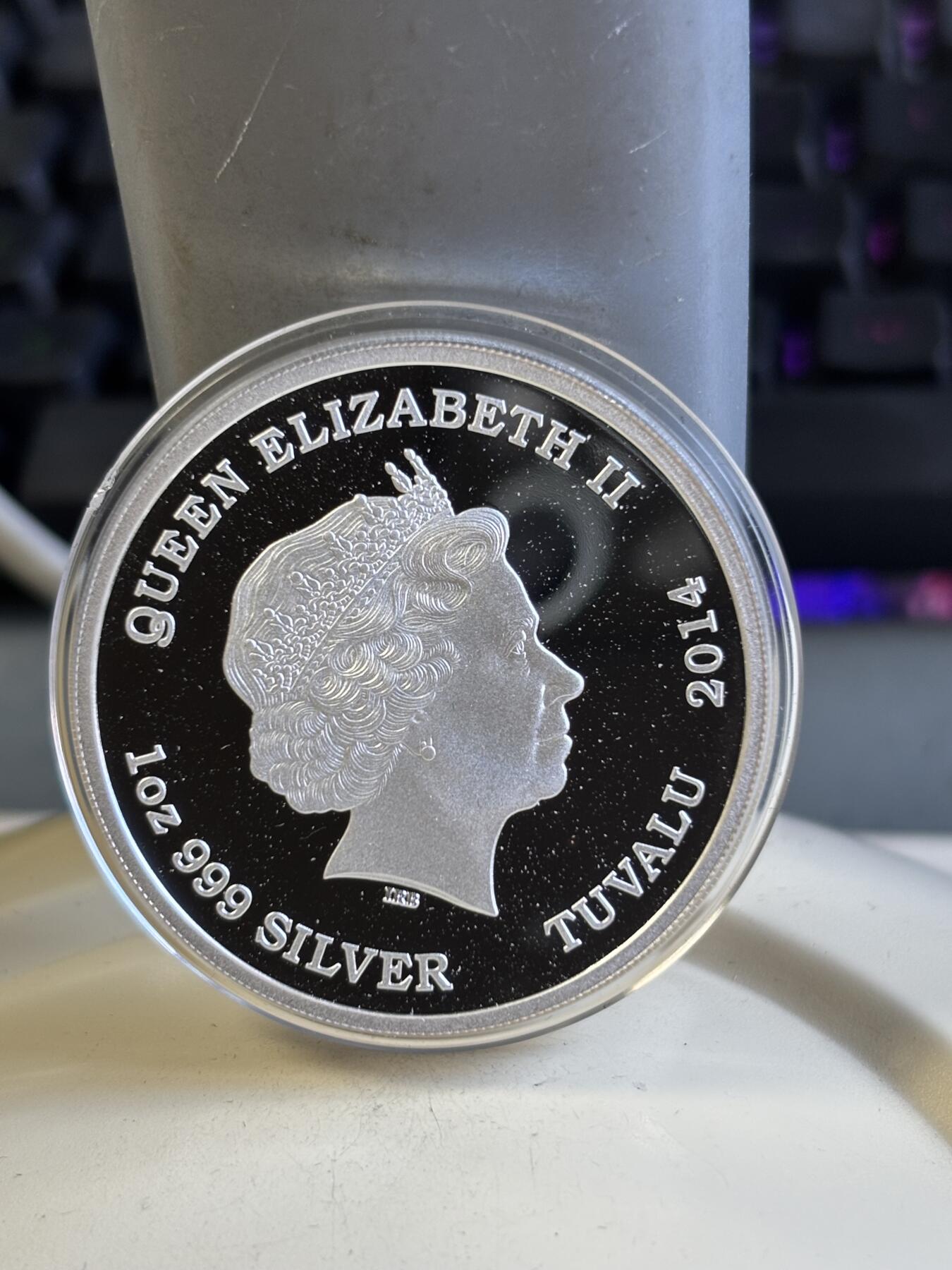 第181期拍卖 图瓦卢2014年动物鳄鱼1盎司纪念彩色纪念银币，999银，发行3500枚