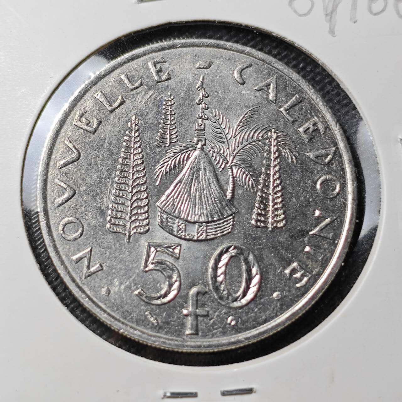 KK钱币收藏小铺  第369场  2月预留时间 周末发货  2001法属新喀里多尼亚50法郎