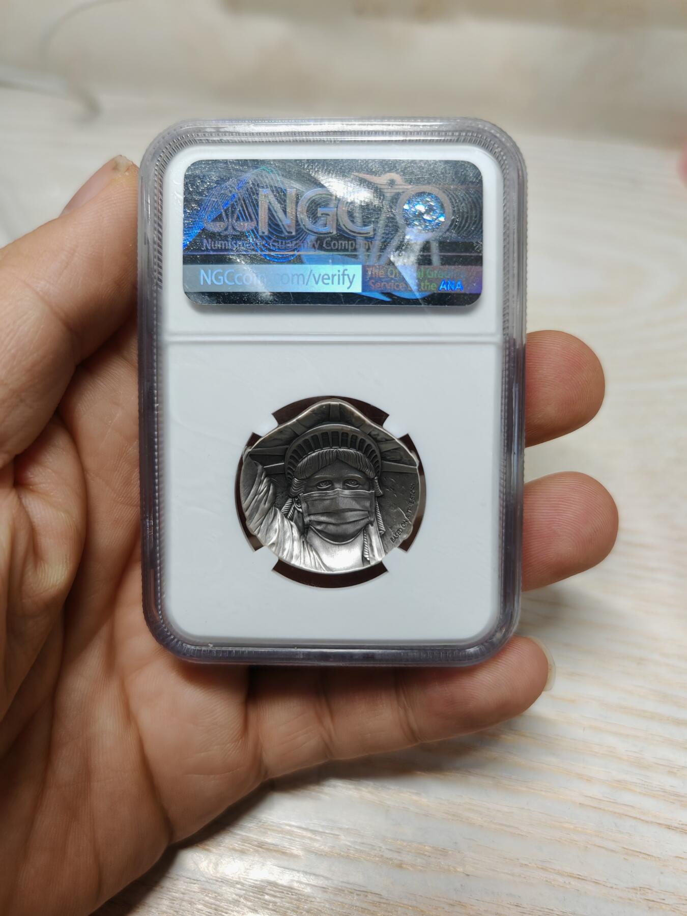 抗击肺炎 纯银纪念章 27克 (NGC PF70)