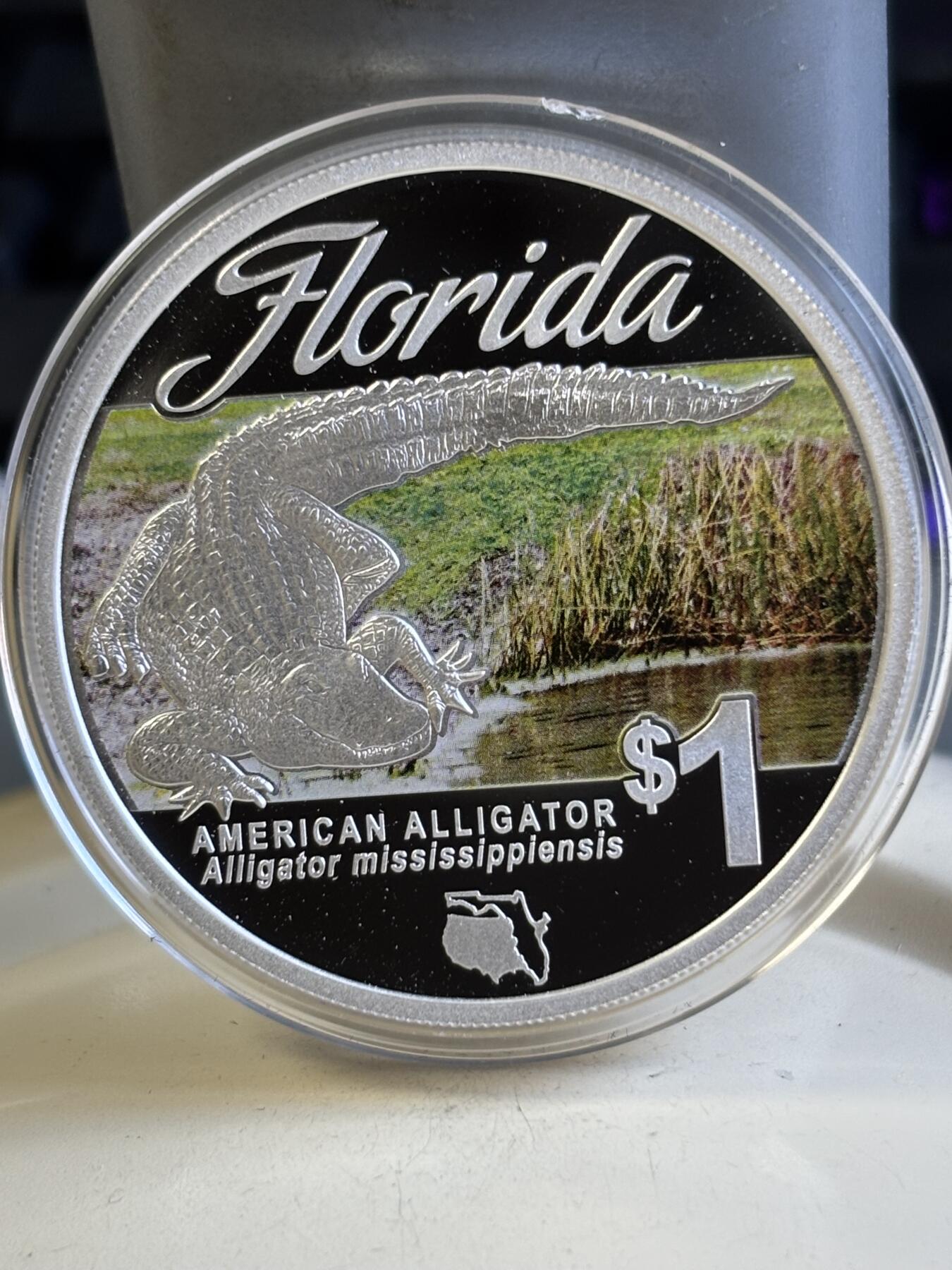 第181期拍卖 图瓦卢2014年动物鳄鱼1盎司纪念彩色纪念银币，999银，发行3500枚