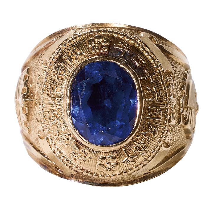 中新泰星2025年秋拍 徽章 纪念章及金银器专场 民国政治作战学校K金质嵌蓝宝纪念戒指