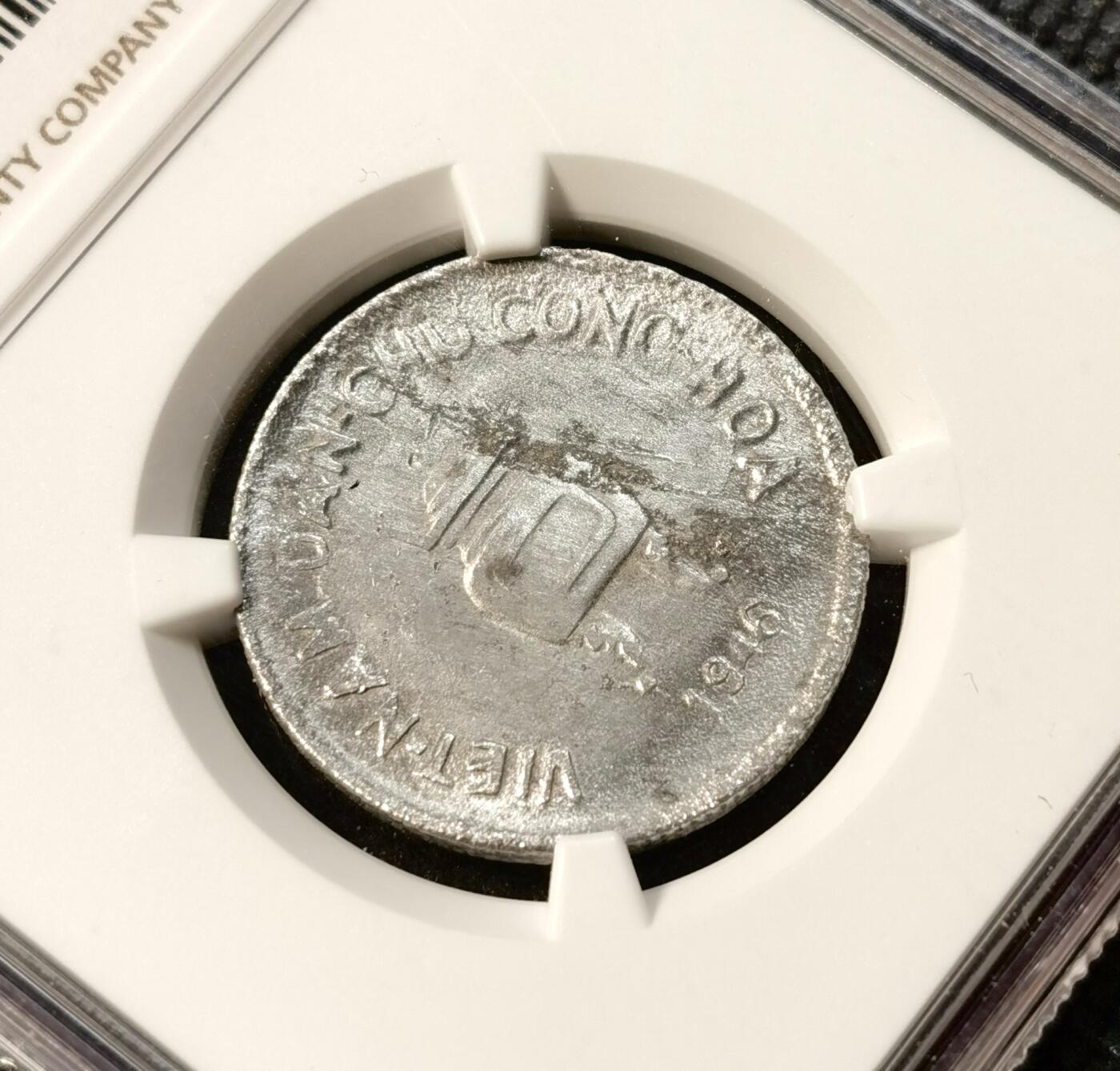 甄臻铺-世界币章拍卖（第39期）送拍享返佣金等优惠多多 NGC-AUD 1946年越南5HAO，香炉铝币