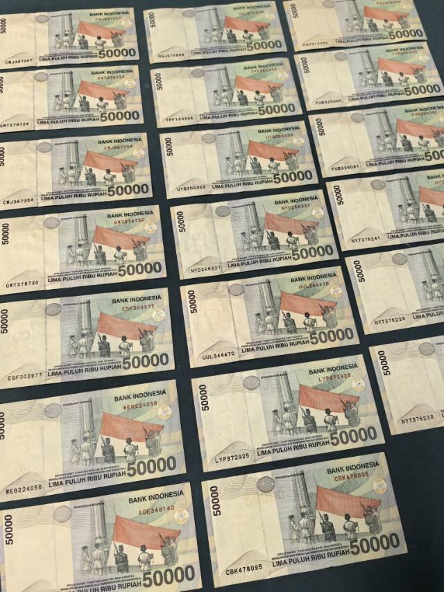 99版印尼50000卢比（盾）20张一起走