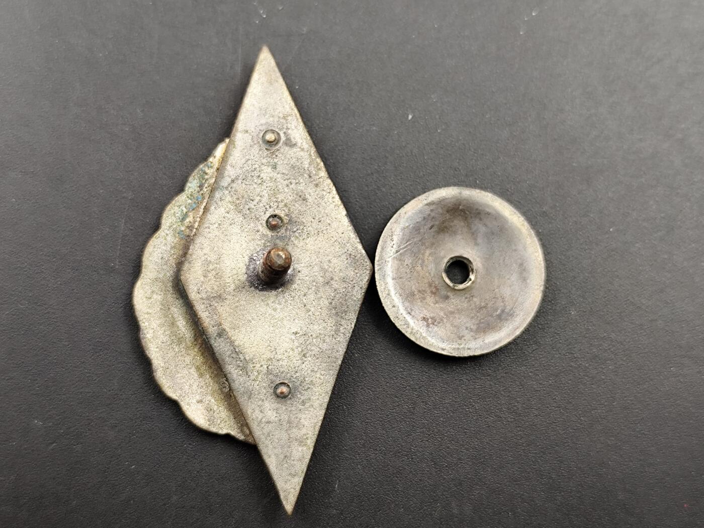 11月10日奖章钱币专场 苏联早期炮兵学院校徽铜制珐琅