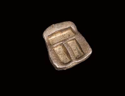 中新泰星2025年秋拍 钱币纪念章专场 - 清代云南道光六年宾川课匠章春三槽十两银锭一枚