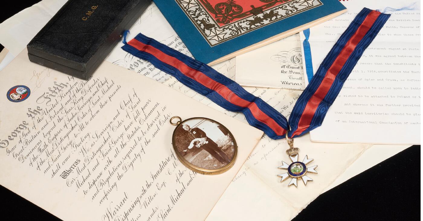 中新泰星2025年秋拍 徽章 纪念章及金银器专场 民国英国驻华外交官韦礼敦获圣米迦勒及圣乔治勋章及授勋证书，国王任命书等一组