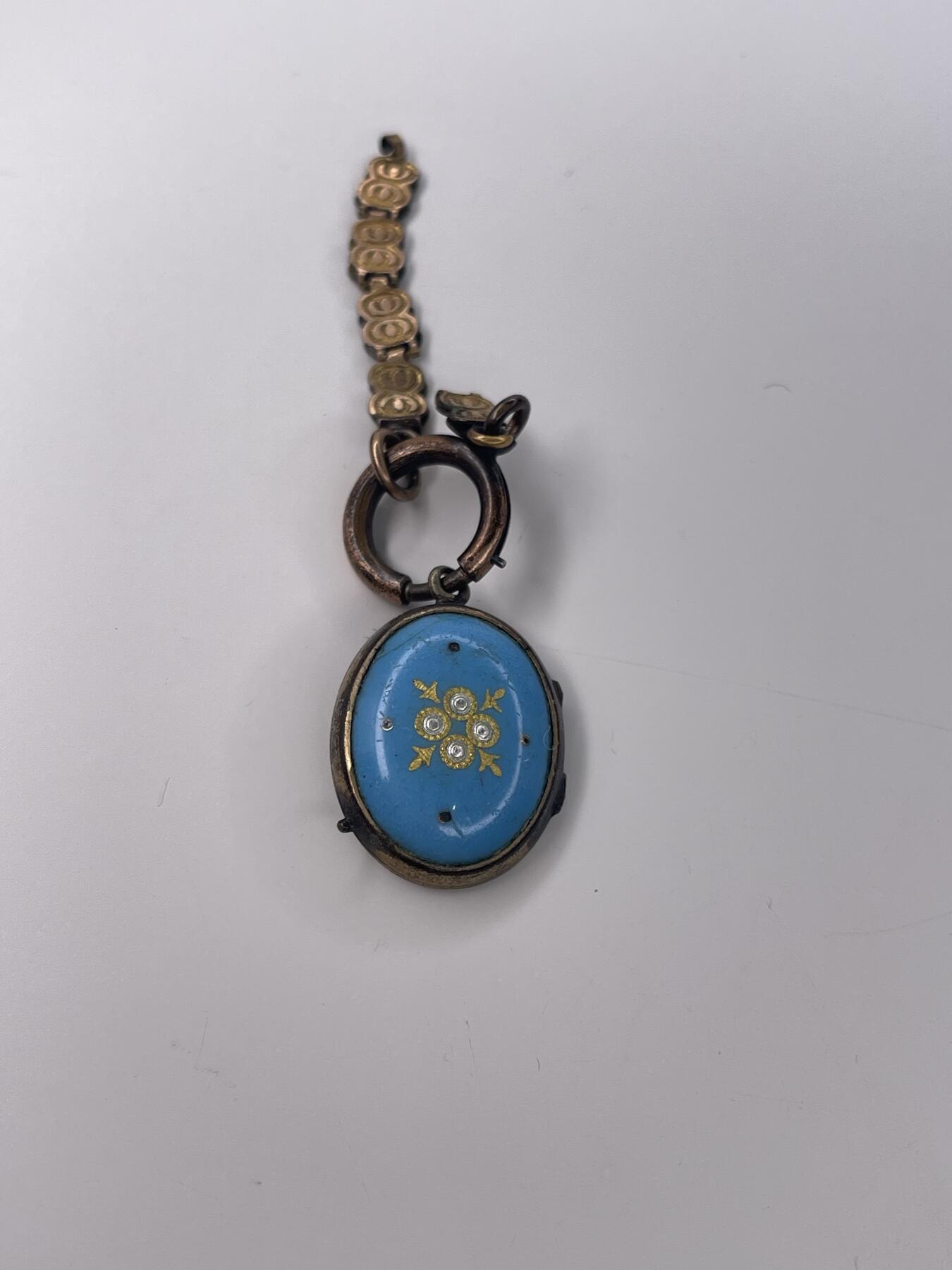 新时代收藏徽章红藏拍卖(第二十八场)  徽章纸品证书杂项 二战美国珐琅项链挂坠 铜鎏金很漂亮