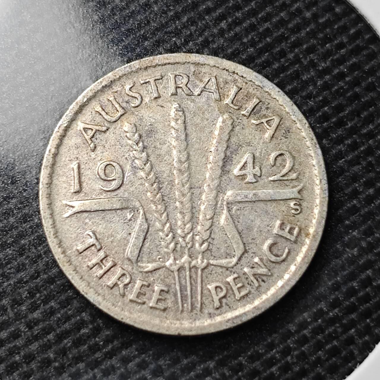 KK钱币收藏小铺  第369场  2月预留时间 周末发货  1942澳大利亚3便士银币 925高银