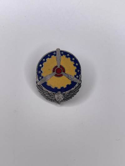 新时代收藏徽章红藏拍卖(第二十八场)  徽章纸品证书杂项 - 二战美军陆航机械与引擎司令部证章 银制珐琅带厂标银标