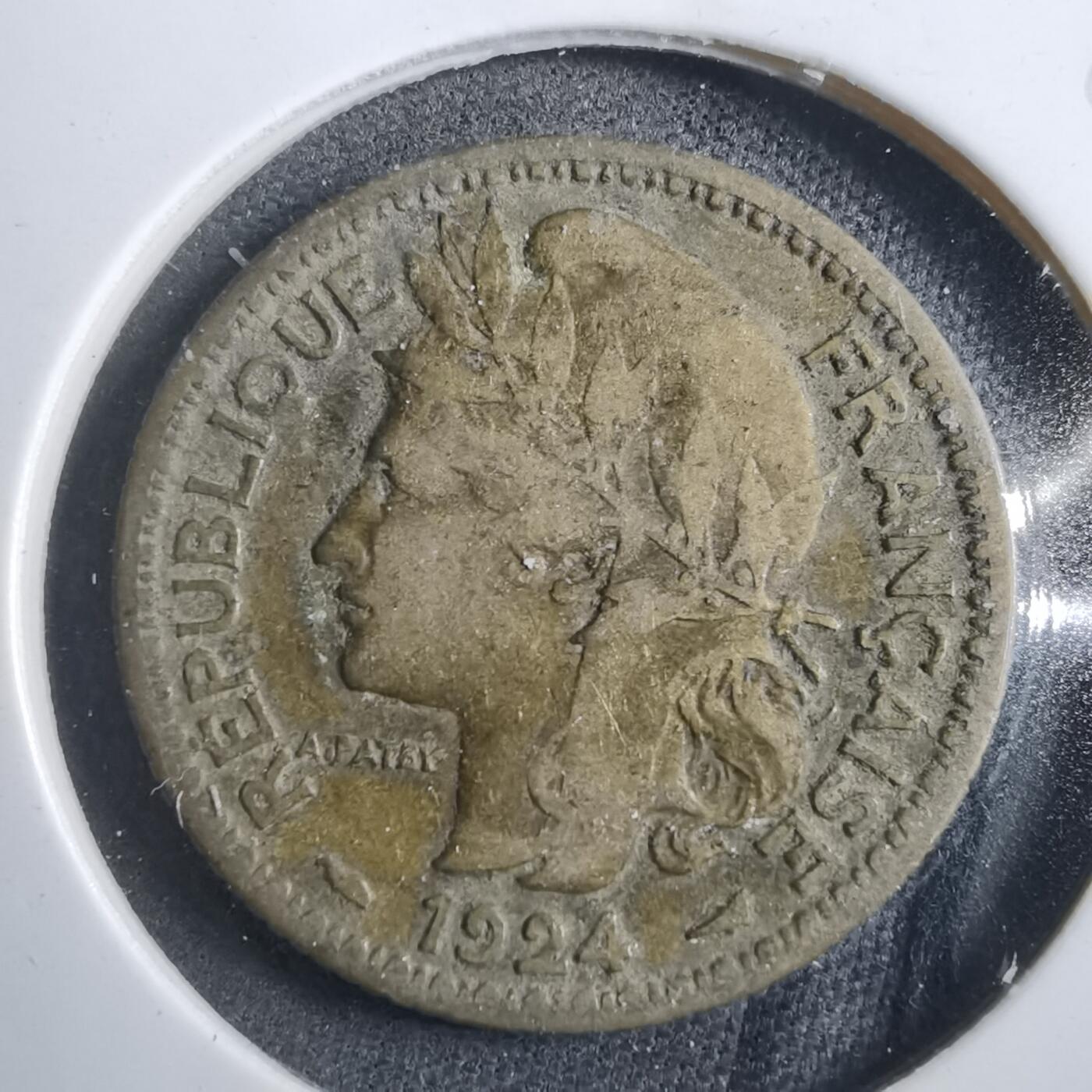 沼泽如烟--第902场 法属多哥1924年1法郎