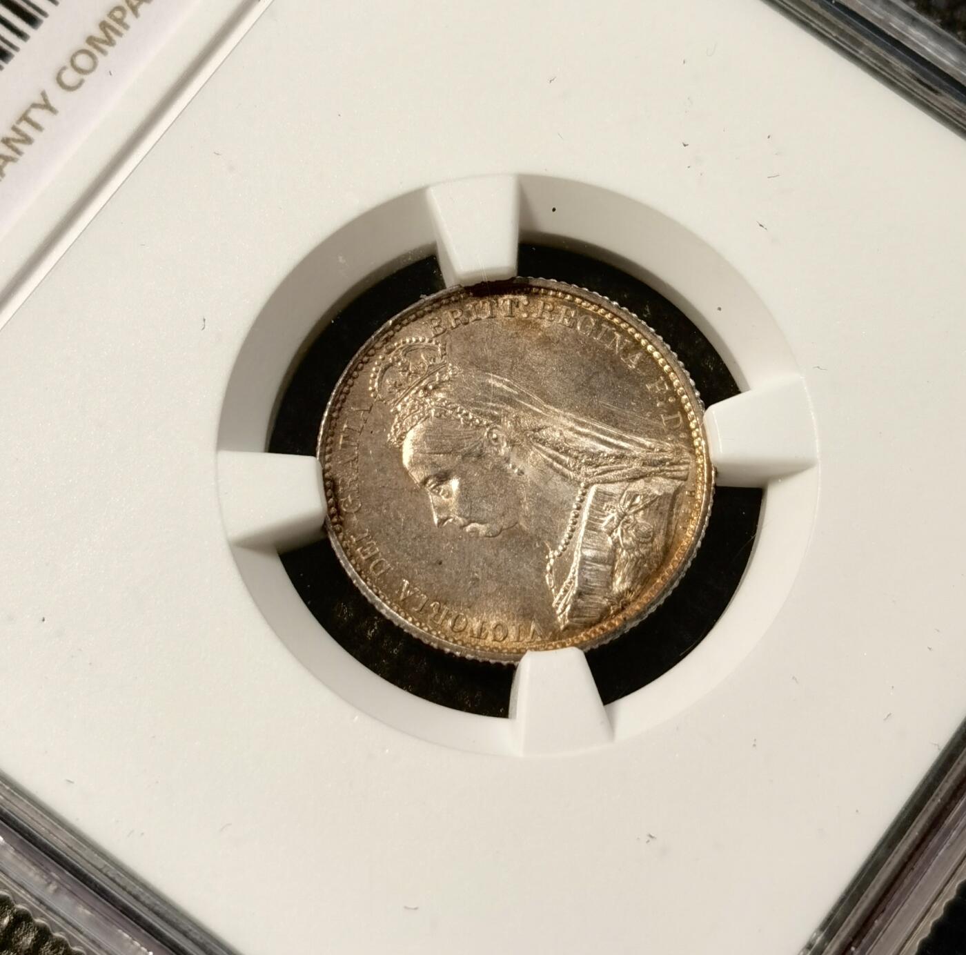 甄臻铺-世界币章拍卖（第39期）送拍享返佣金等优惠多多 NGC-MS63 1887年英国维多利亚高冠6便士 盾徽版 状态非常好