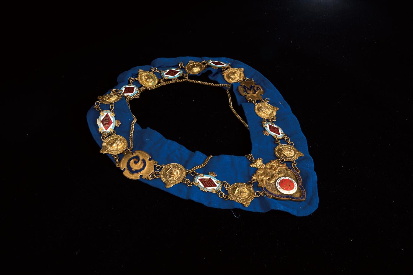 中新泰星2025年秋拍 徽章 纪念章及金银器专场