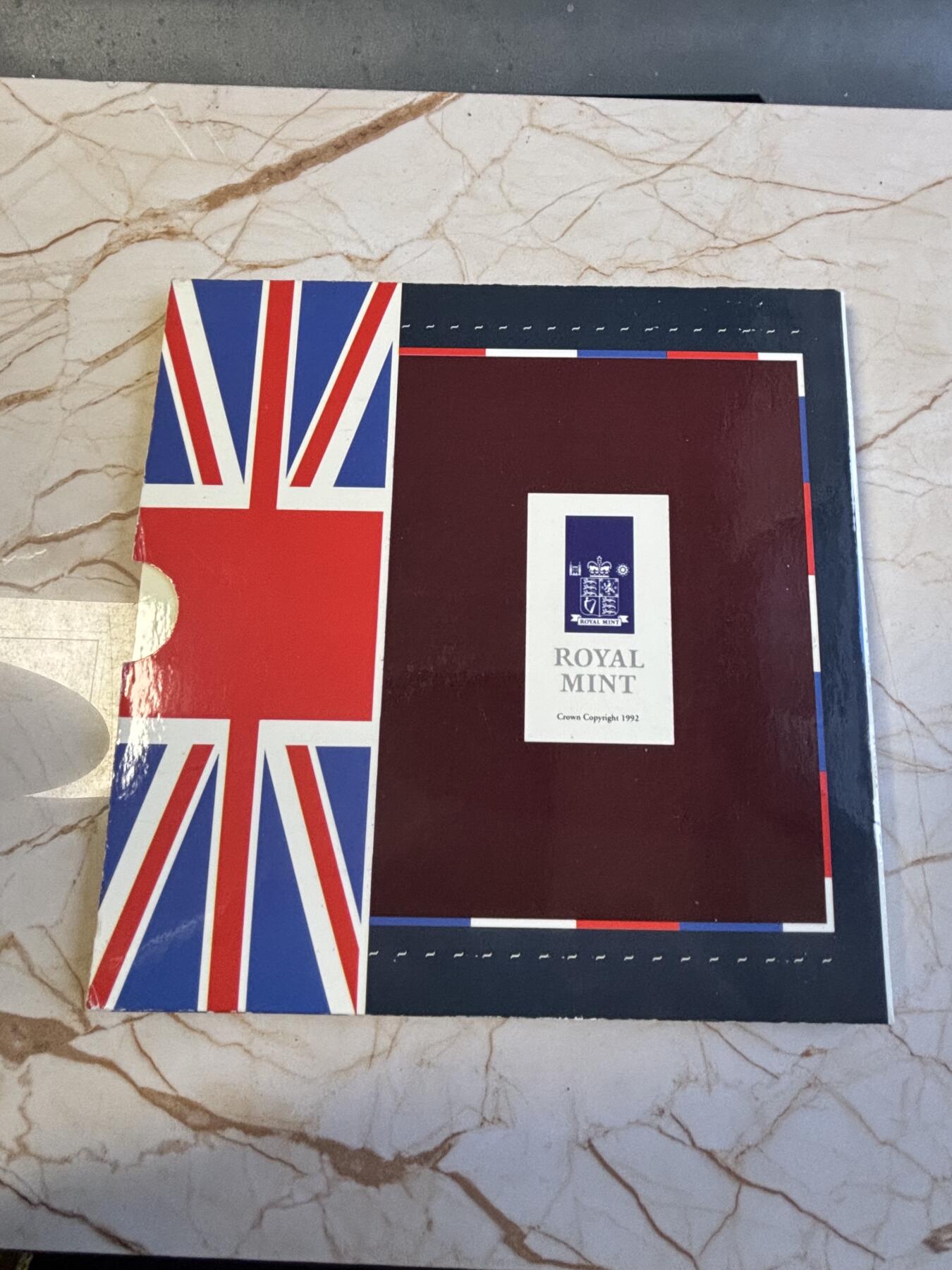 第181期拍卖 福克兰群岛 1992年 封装套币 全8枚 官方卡册装