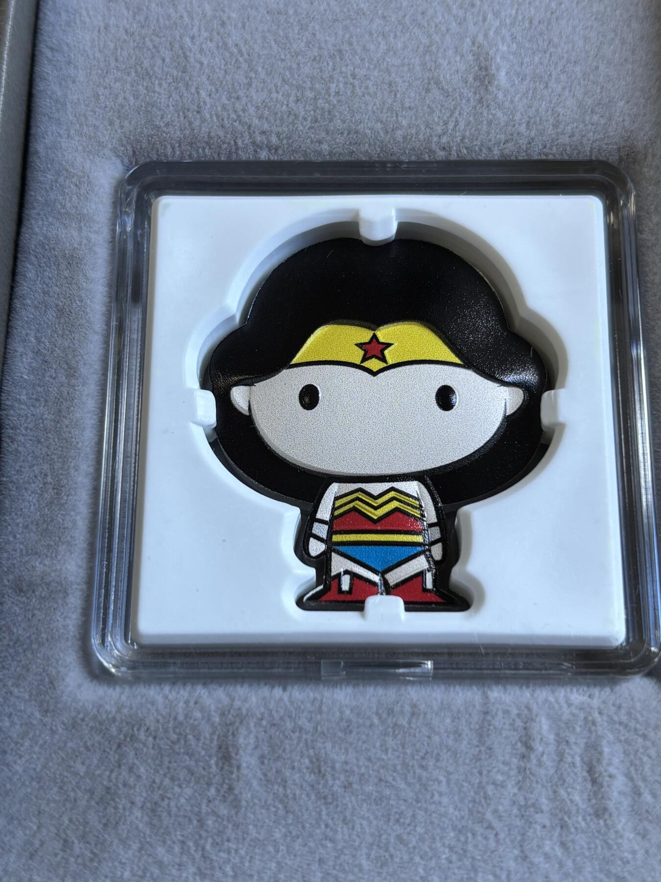 第181期拍卖 纽埃2020年Chibi漫威卡通形神奇女侠1盎司彩银币，999银，2000枚