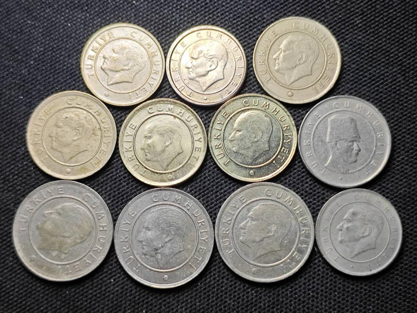 KK钱币收藏小铺  第370场  2月预留时间 周末发货  土耳其散币一组21枚