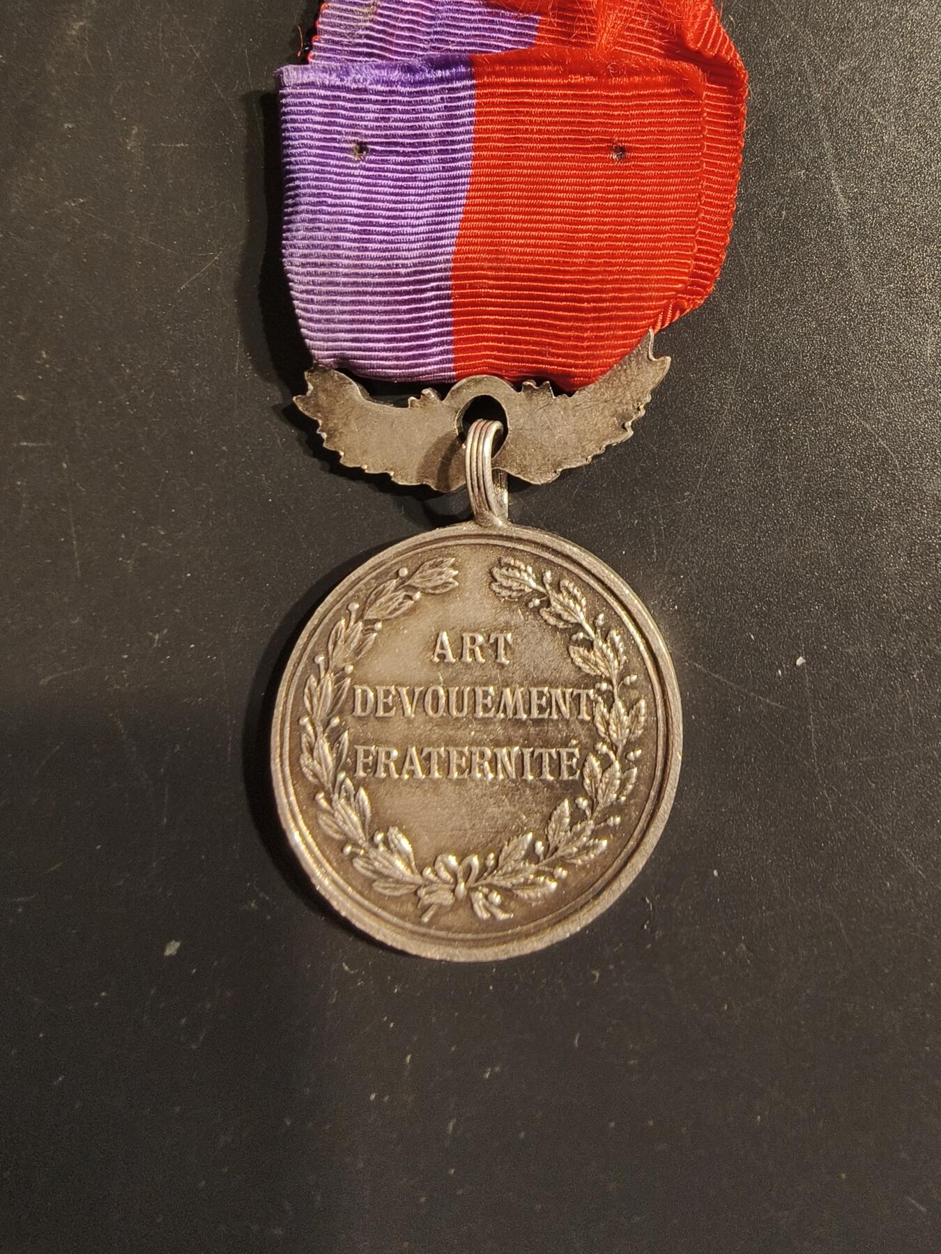 老王徽章第163期 13-15日三场连拍 16日统一发货  13、14日结束后可寄存