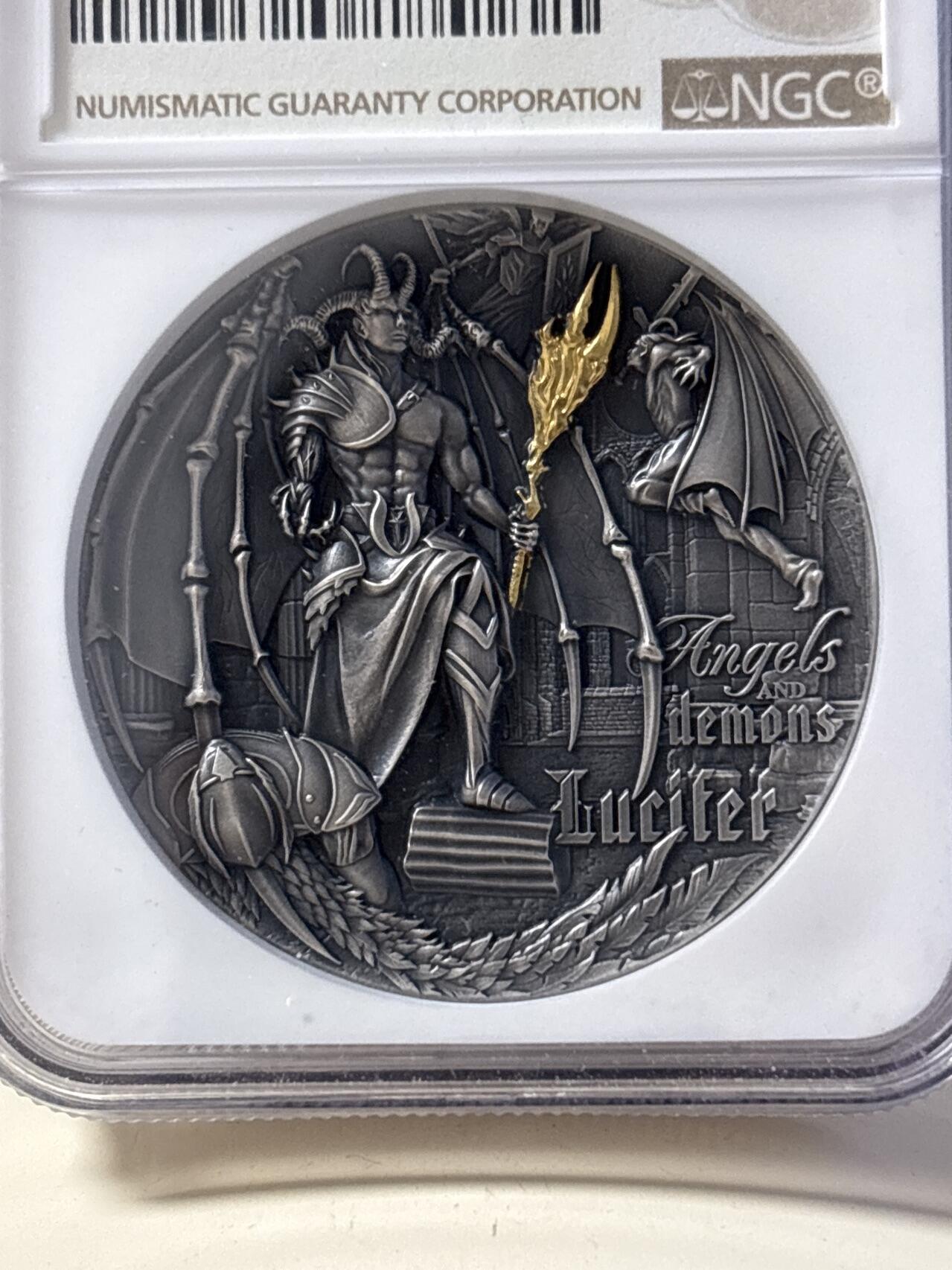 第181期拍卖 纽埃2021年天使与魔鬼系列路西法2盎司纪念银币NGC-MS70原盒证书，999银，发行500枚
