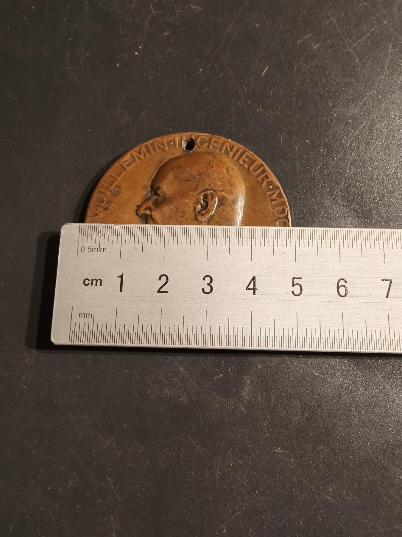 老王徽章第163期 13-15日三场连拍 16日统一发货  13、14日结束后可寄存