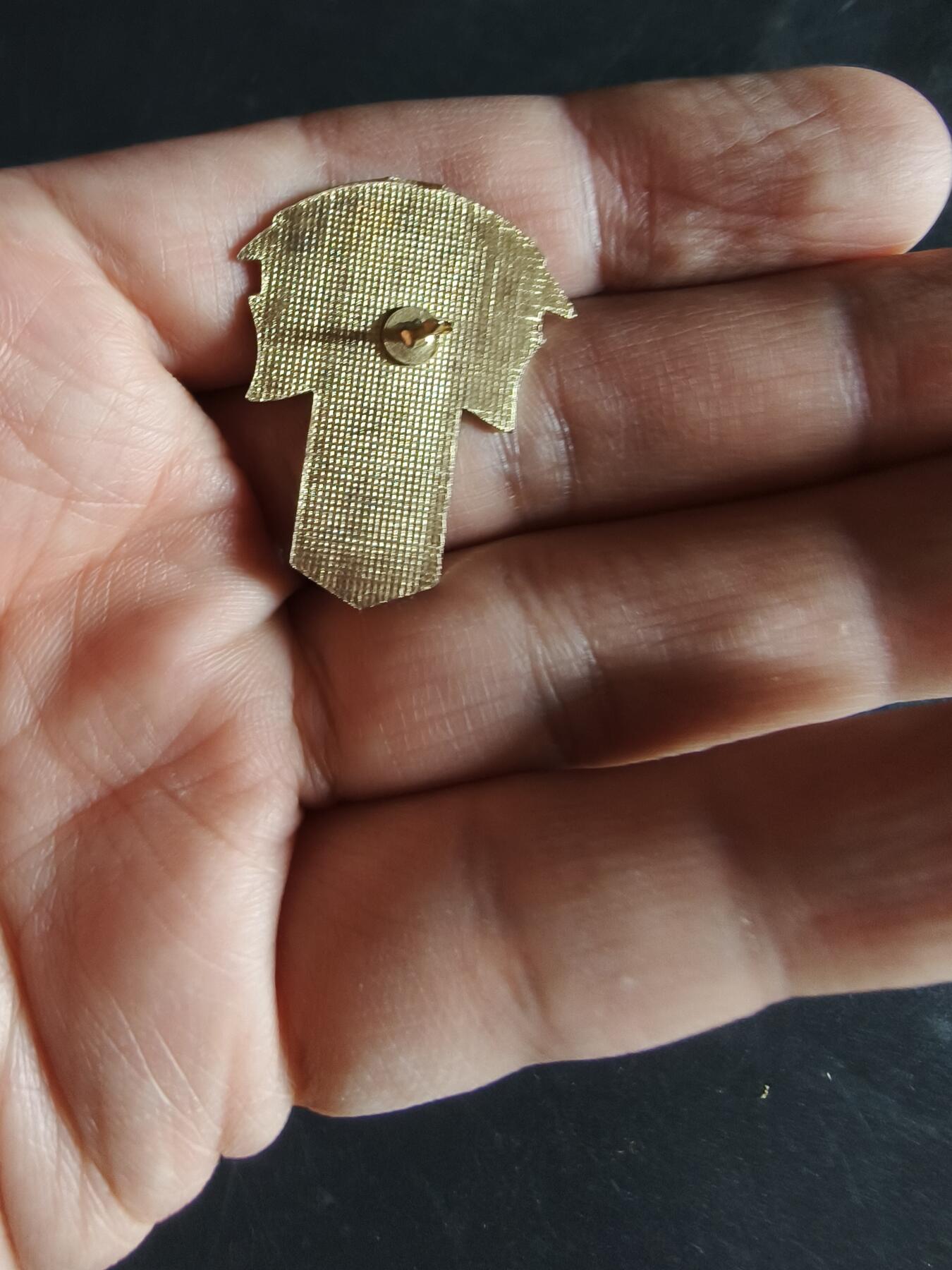 老王徽章第163期 13-15日三场连拍 16日统一发货  13、14日结束后可寄存